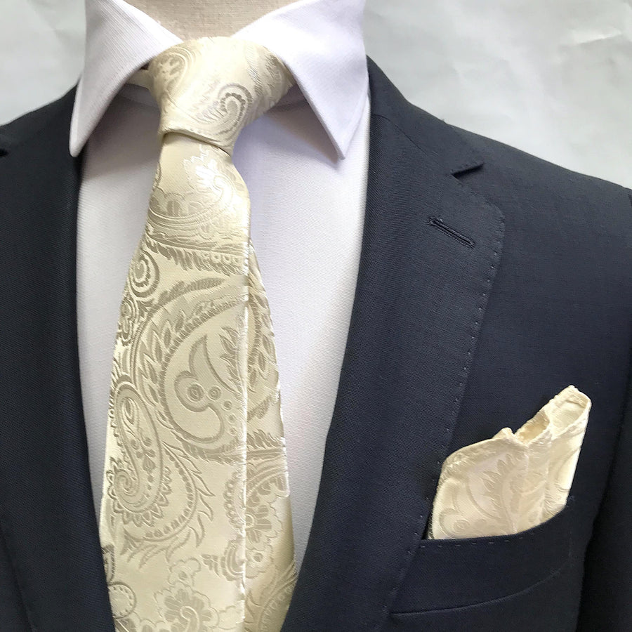 James Adelin Luxury Paisley Pocket Square in Ivory