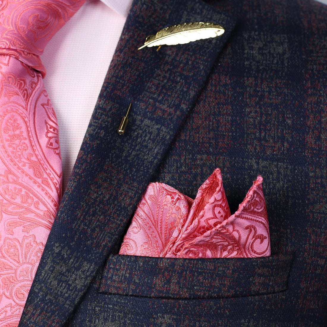 James Adelin Paisley Silk Pocket Square in Coral