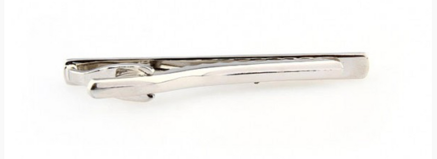 mens silver tie clip showing the clasp at the back