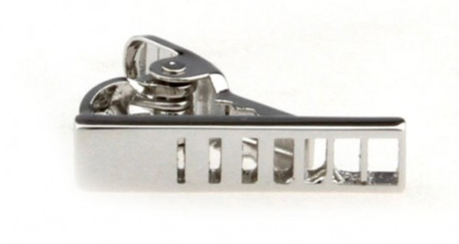 silver mens tie clip with cut out ladder design a small 2.5cm long