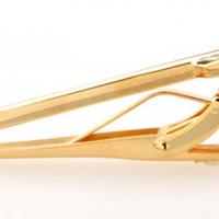 James Adelin arrow mens tie clip in gold showing the shiny gold finish